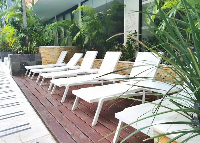 The By Menesse Pensión Playa del Carmen